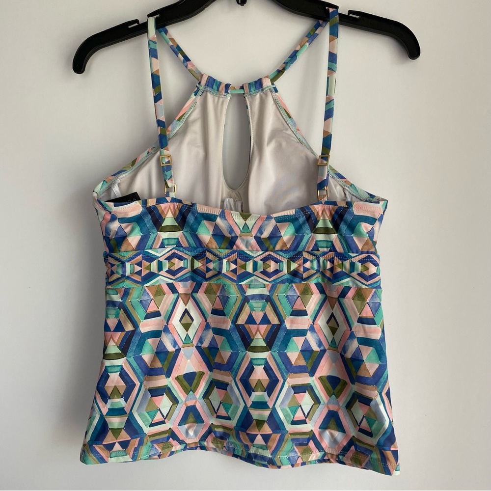 La Blanca Keyhole Tankini Bathing Suit Top. Size 6 - Picture 4 of 12